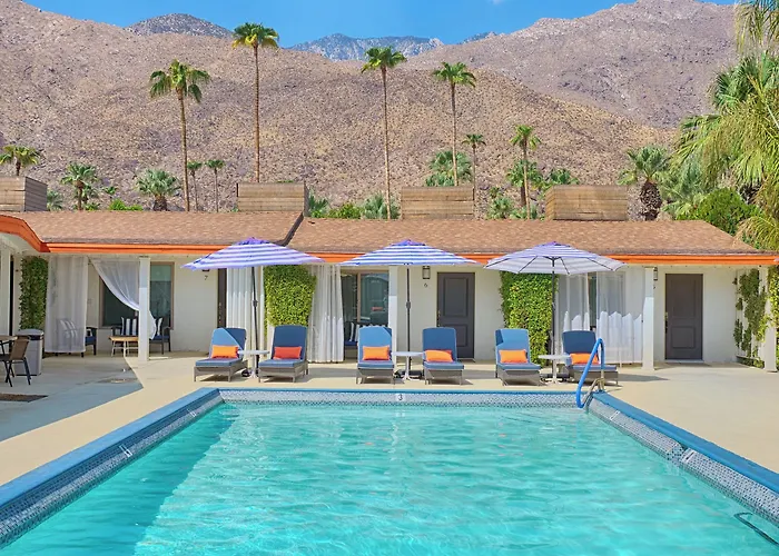 Little Paradise Hotel